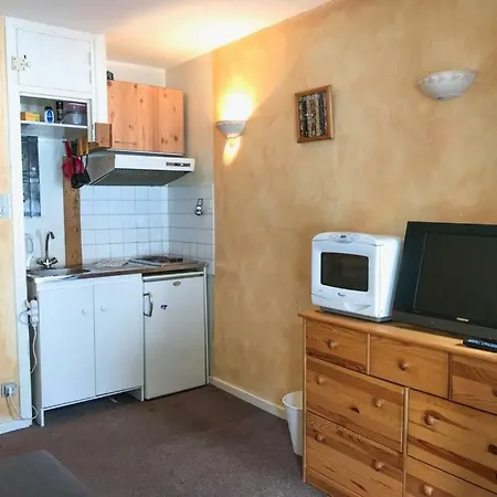 Olympic Studio Apartment *